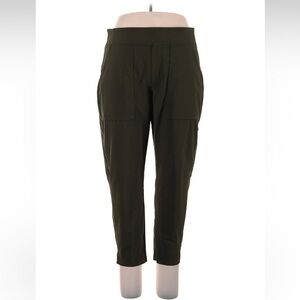 Athleta 14 petite short utility ankle cargo pants olive green